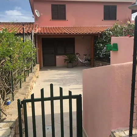 Villaggio Li Menduli 펜션 산테오도로